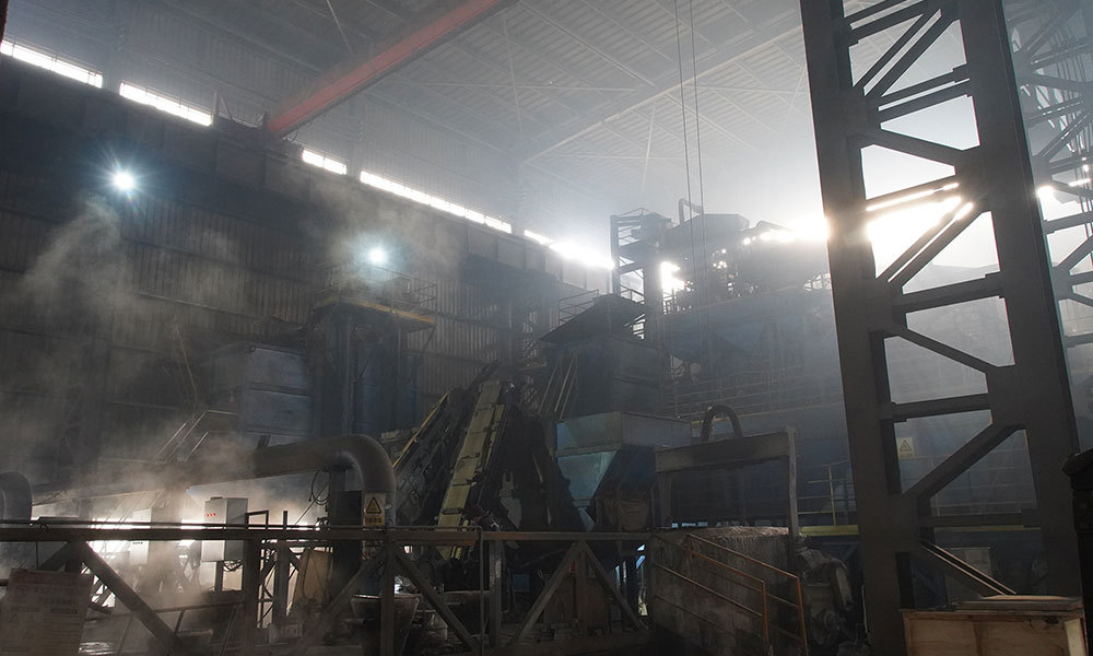Steam during steel abrasive quenching process